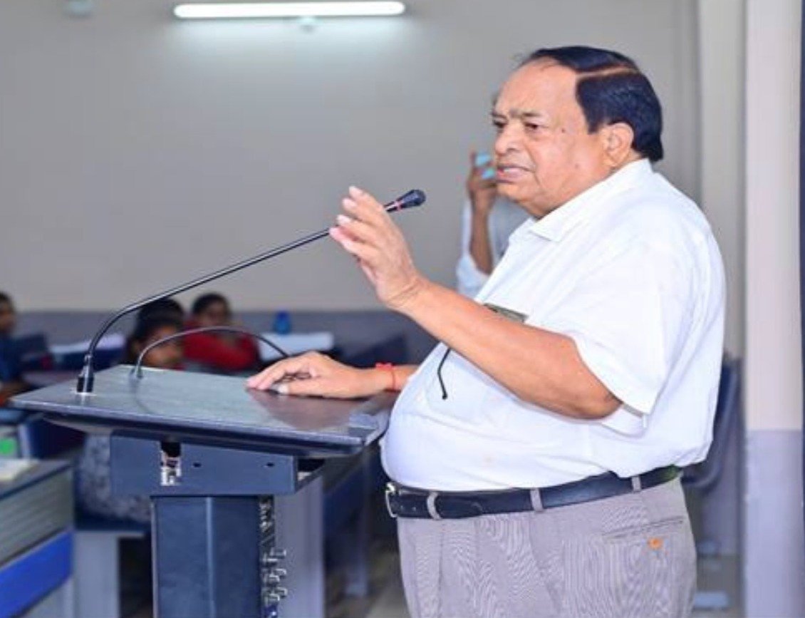 Dr. Shivnarayan Yadav